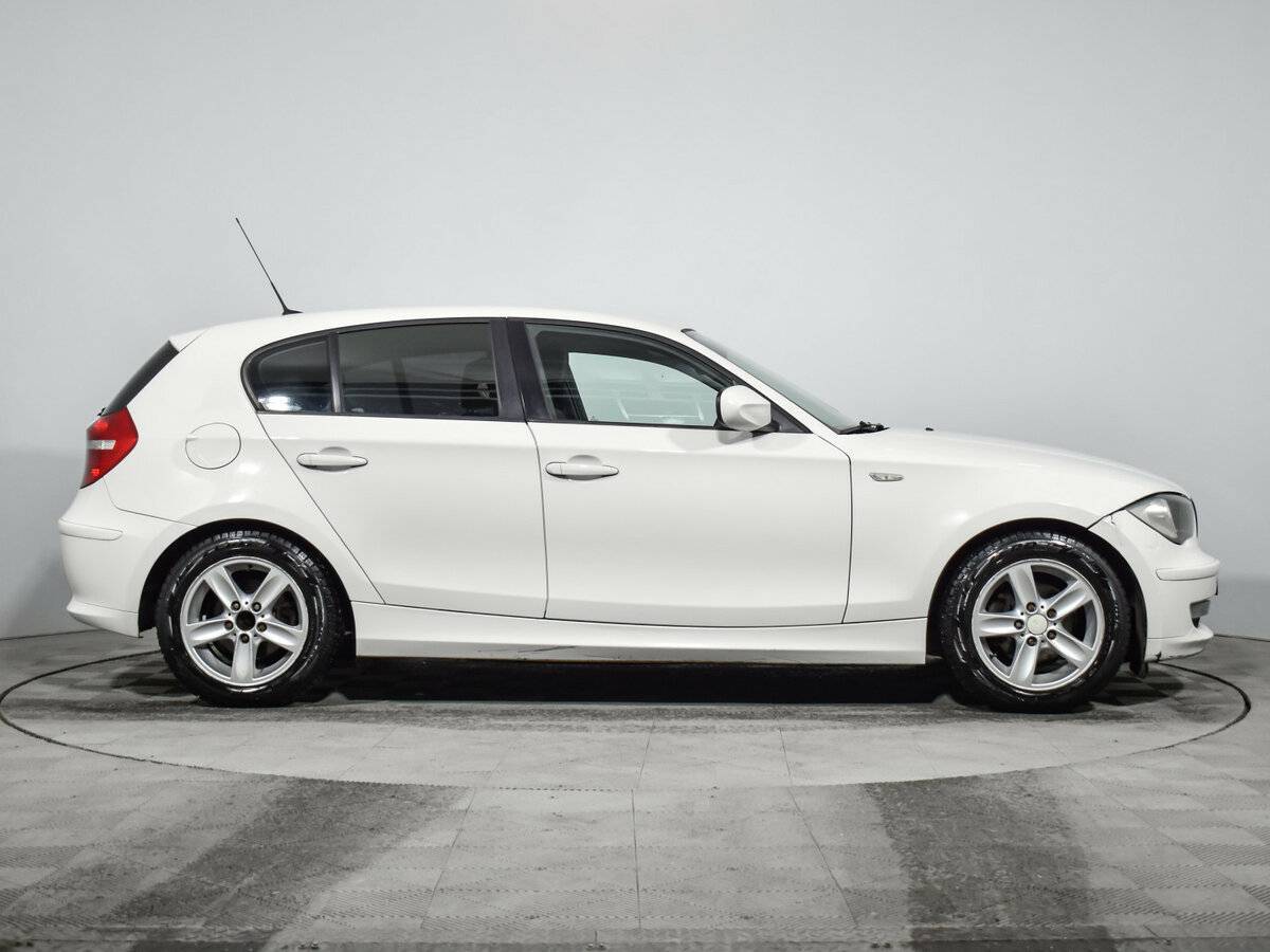 BMW 1 серии 116i, 2010 Фото №4