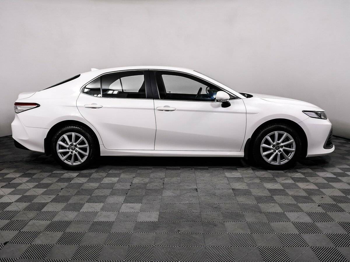 Toyota Camry, 2021 Фото №4