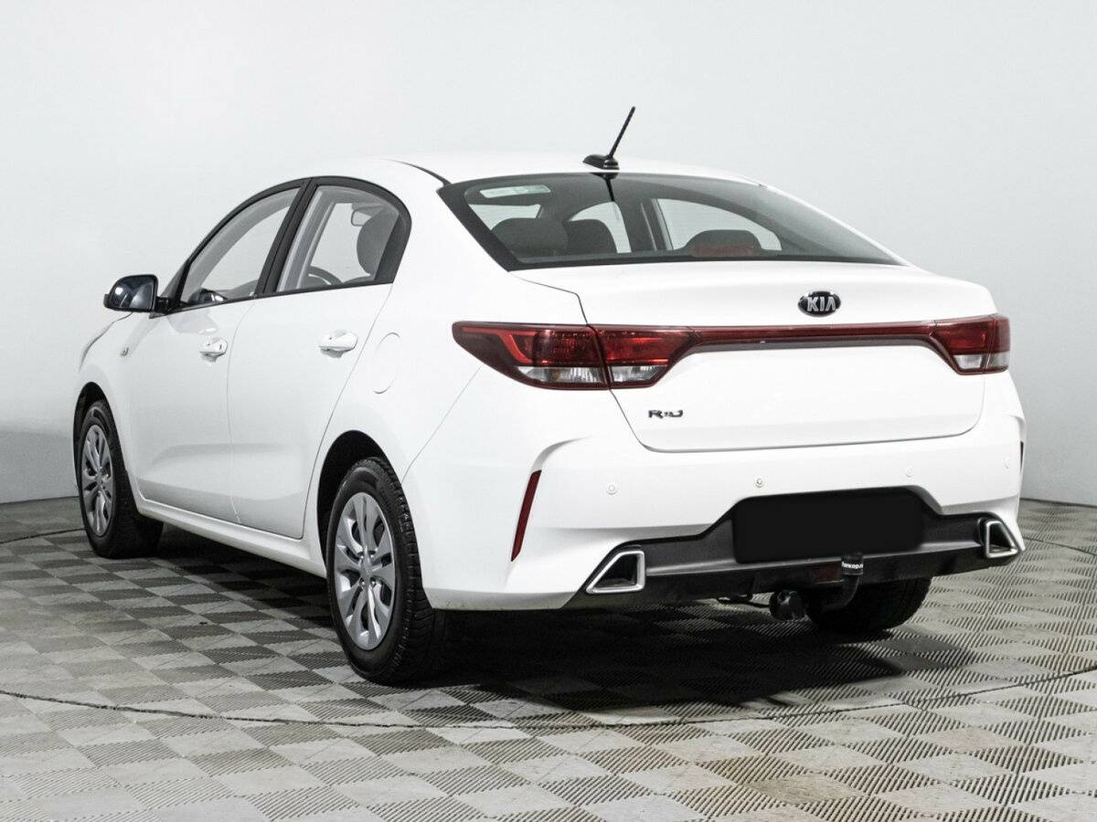 Kia Rio IV Рестайлинг, 2021 Фото №7