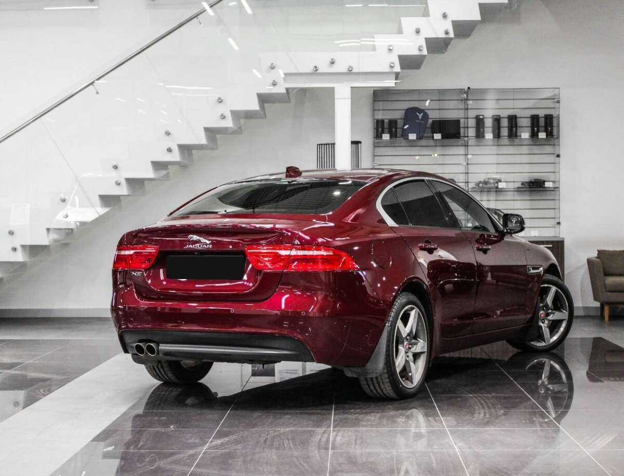 Jaguar XE, 2016 Фото №8