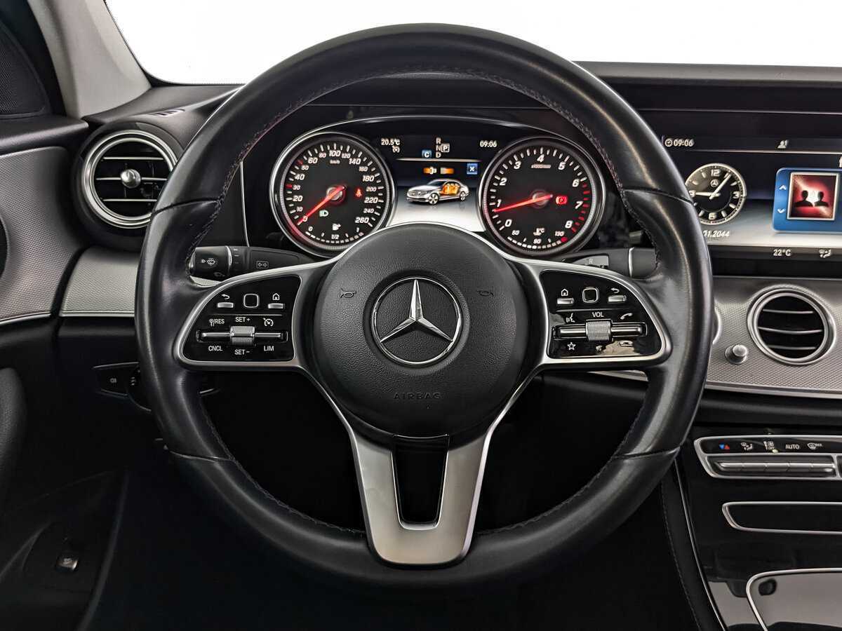 Mercedes-Benz E-Класс 200, 2019 Фото №18