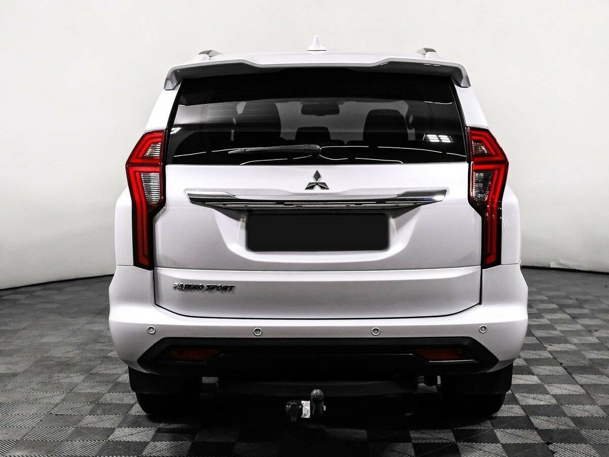 Mitsubishi Pajero Sport, 2020 Фото №6