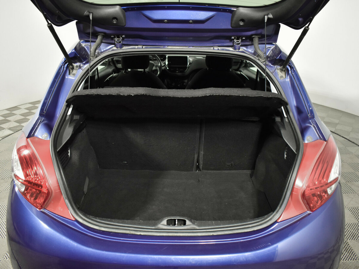 Peugeot 208 I, 2013 Фото №18