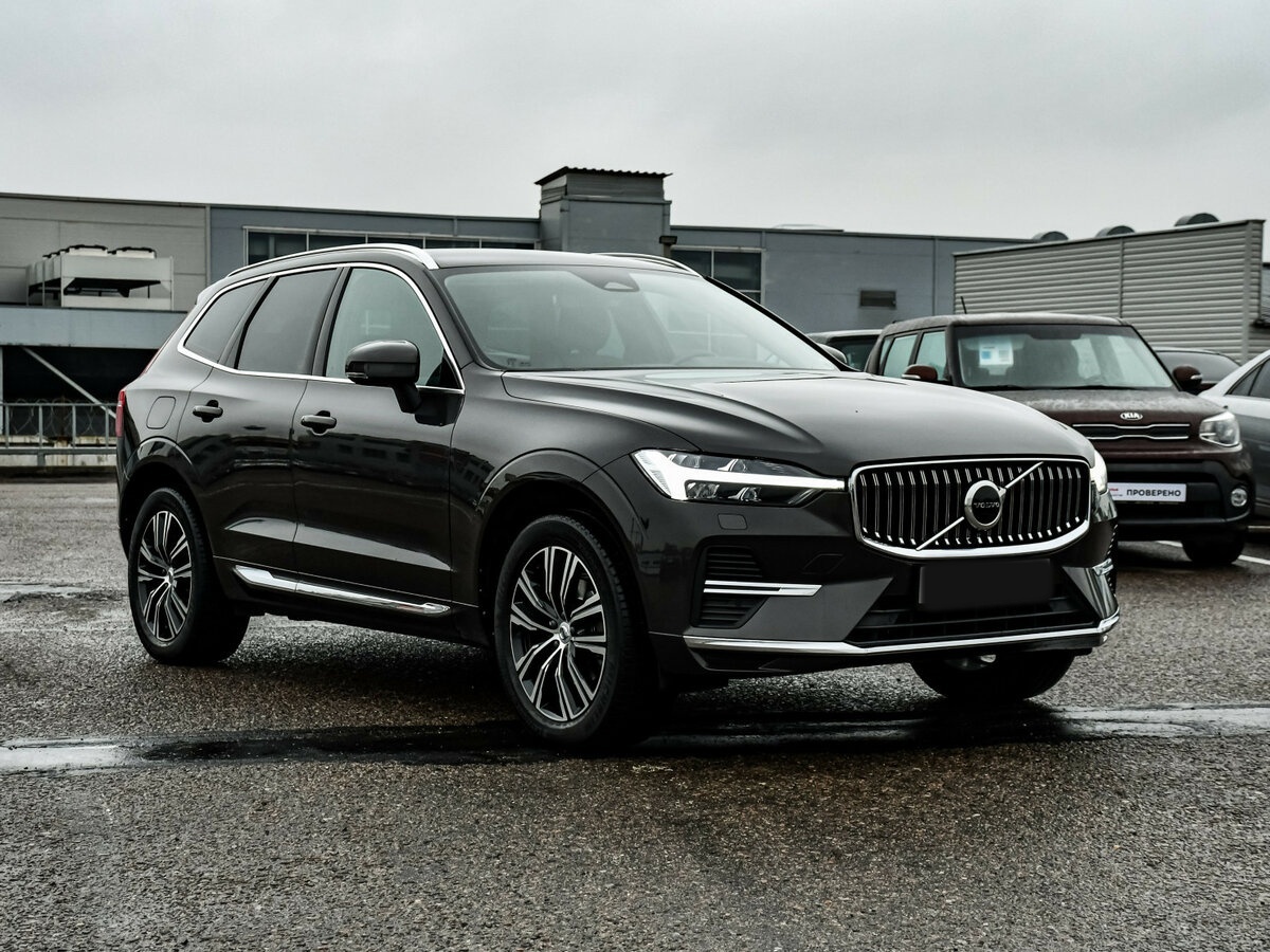 Volvo XC60 II Рестайлинг, 2021 Фото №3