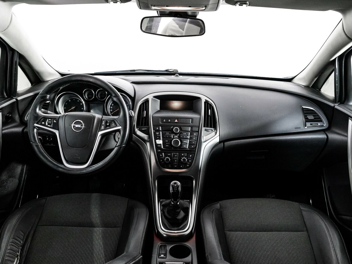 Opel Astra J, 2010 Фото №8