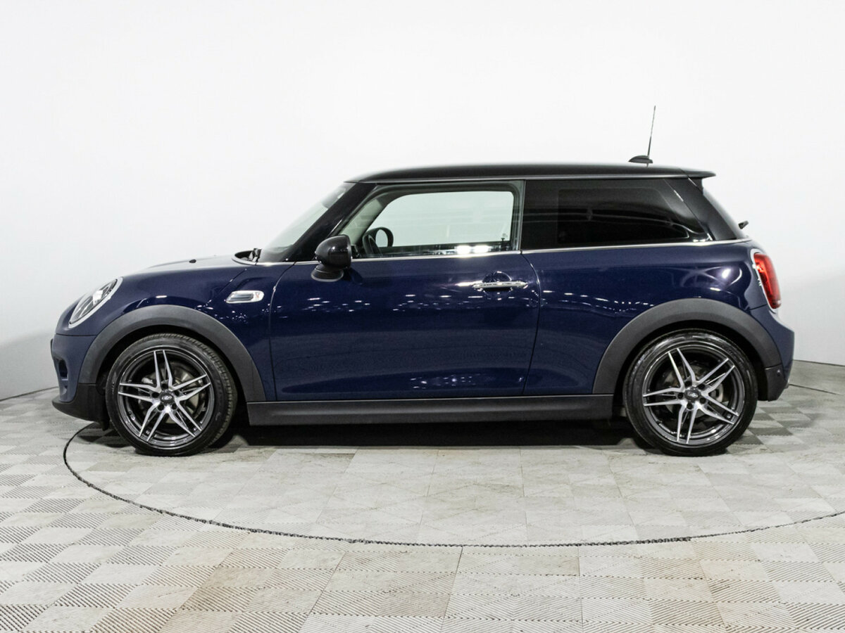 Mini Hatch Cooper III (F55/F56) Рестайлинг, 2018 Фото №8