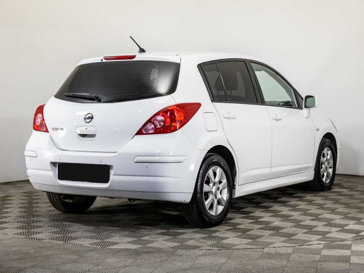 Nissan Tiida, 2011 Фото №5