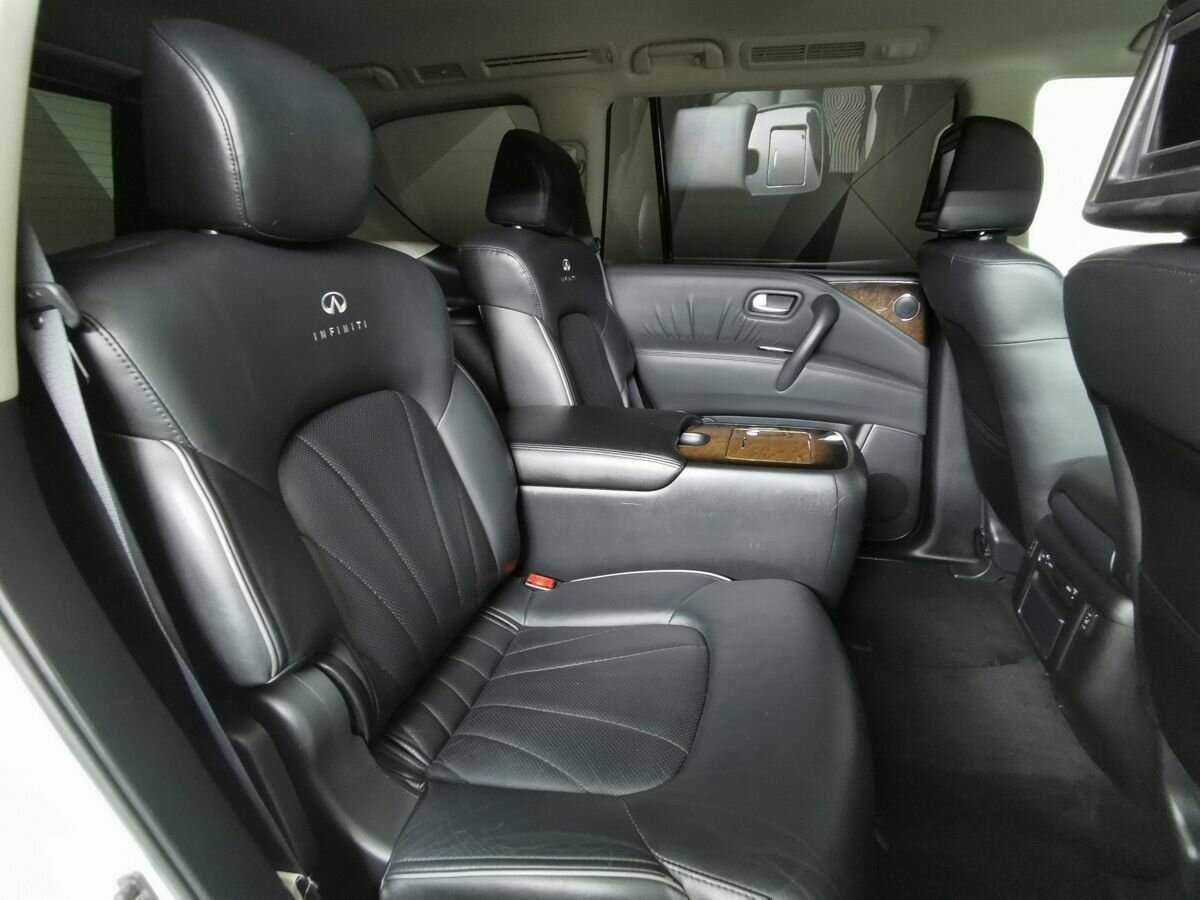 Infiniti QX56, 2012 Фото №11