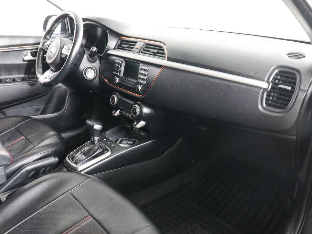 Kia Rio X-Line, 2018 Фото №10