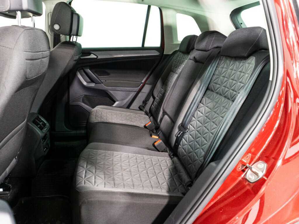 Volkswagen Tiguan, 2020 Фото №10