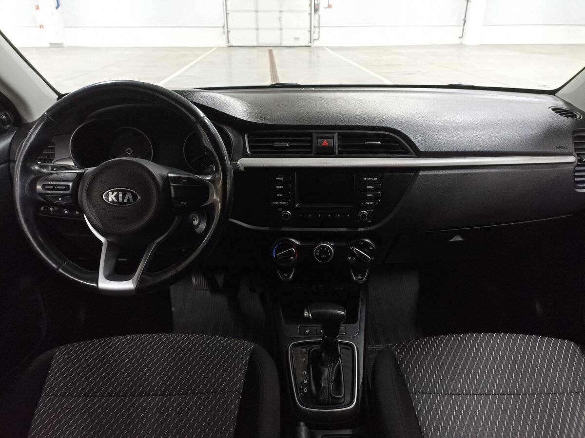 Kia Rio, 2018 Фото №14
