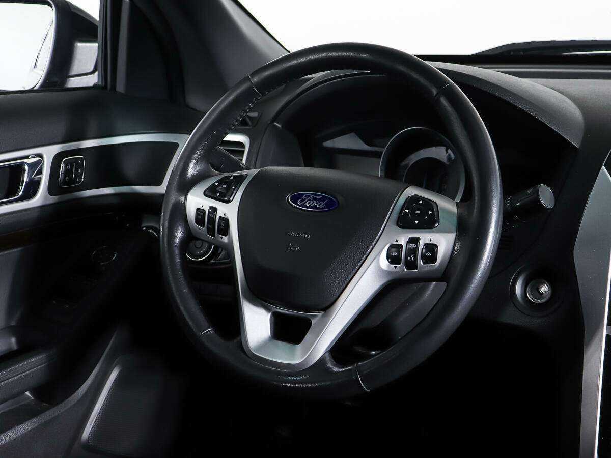 Ford Explorer, 2014 Фото №15