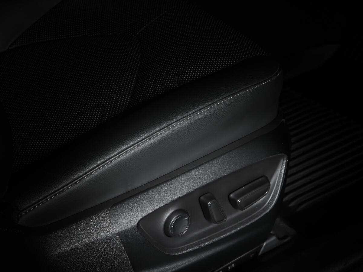 Toyota Camry, 2022 Фото №17