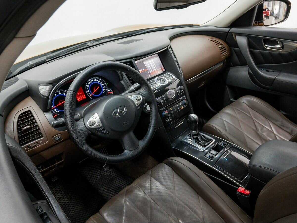 Infiniti FX35, 2009 Фото №13