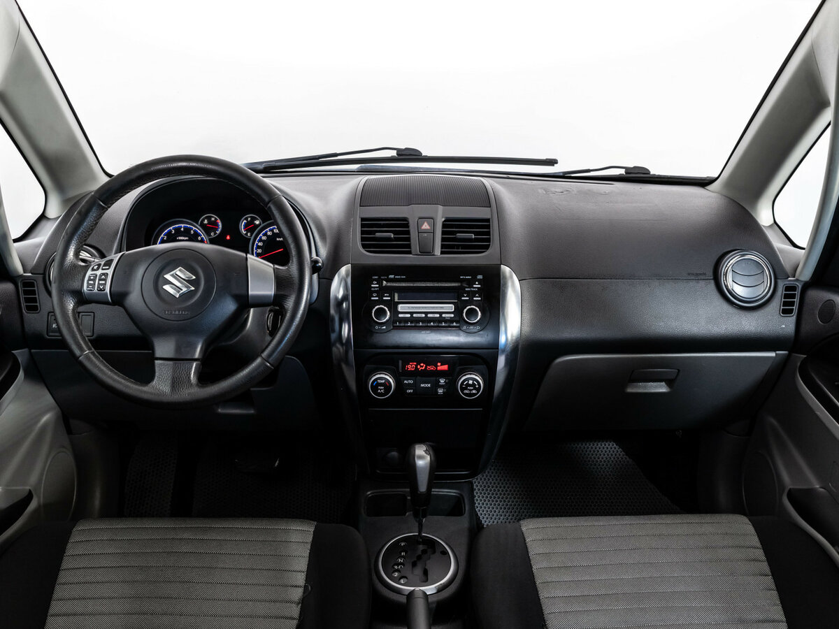 Suzuki SX4 I (Classic) Рестайлинг, 2011 Фото №8