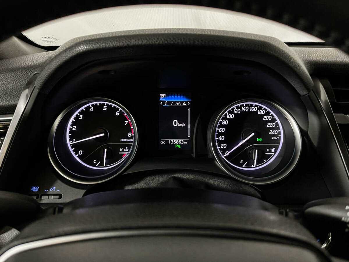 Toyota Camry, 2020 Фото №8