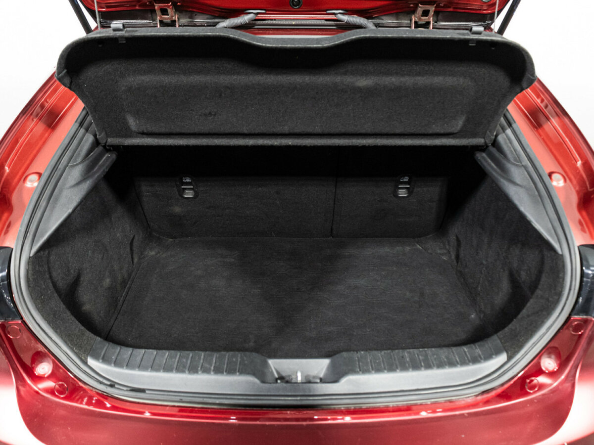 Mazda 3 IV (BP), 2019 Фото №17