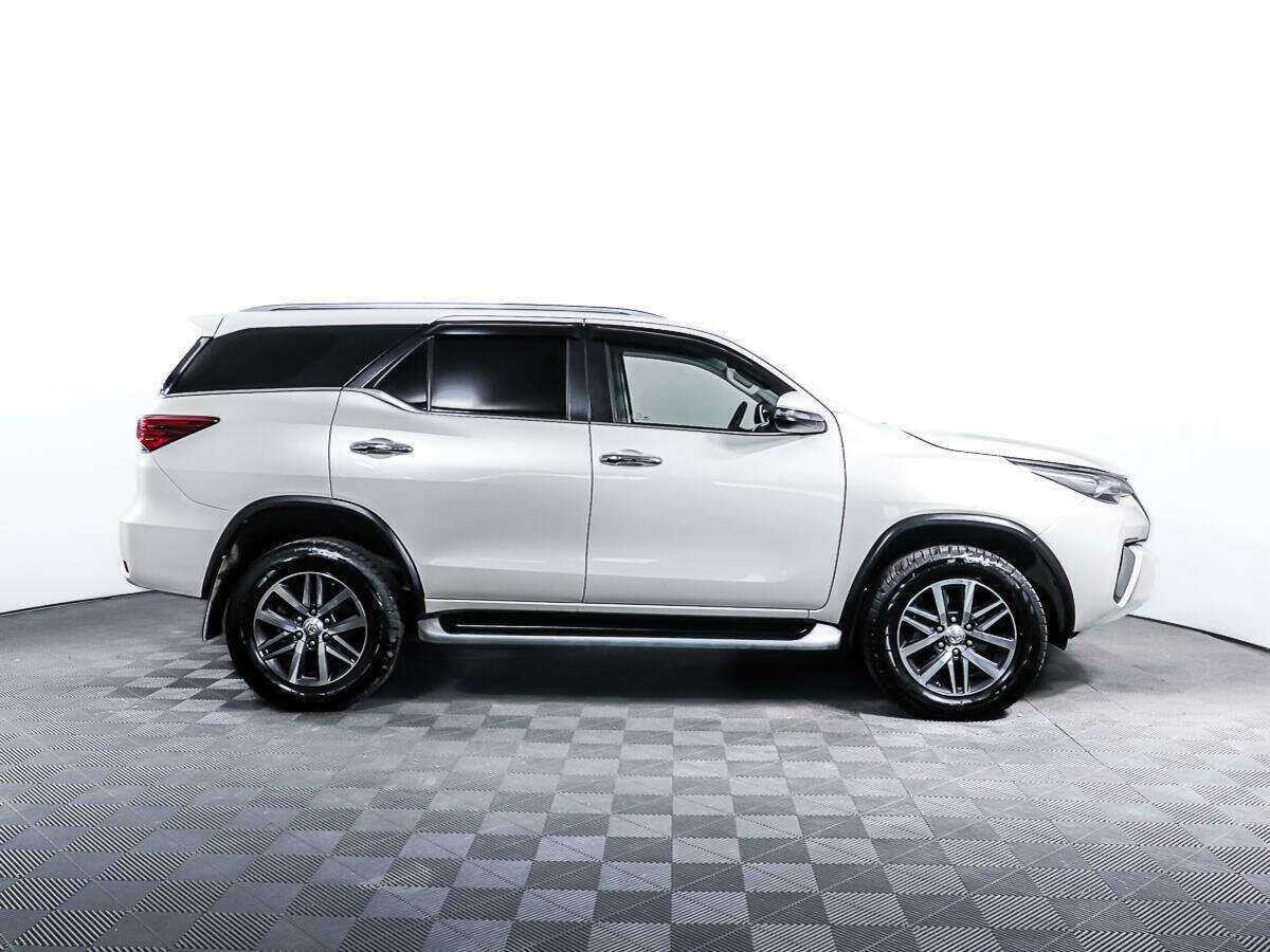 Toyota Fortuner, 2017 Фото №4