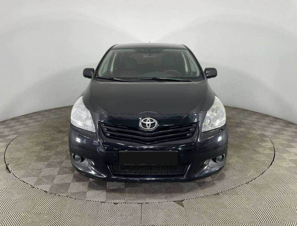 Toyota Verso, 2011 Фото №2