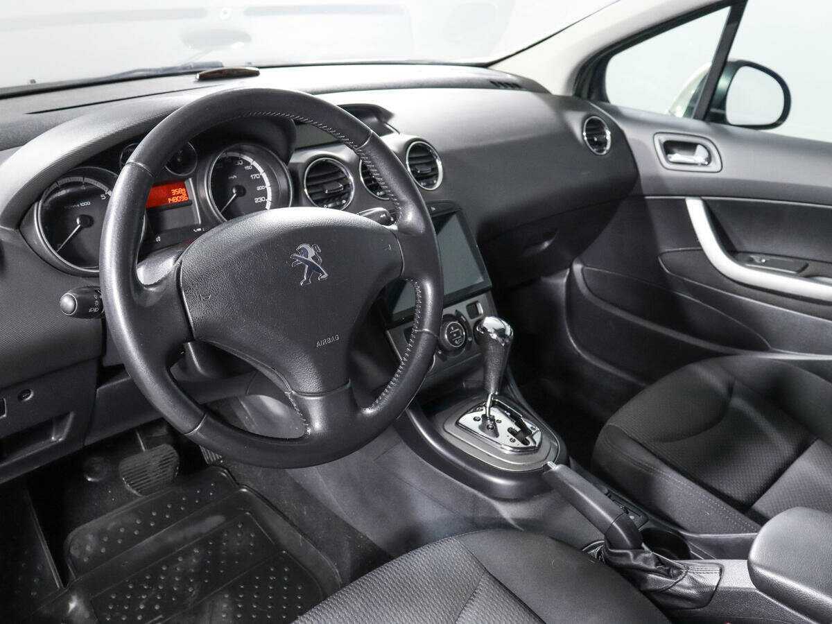 Peugeot 408, 2012 Фото №12