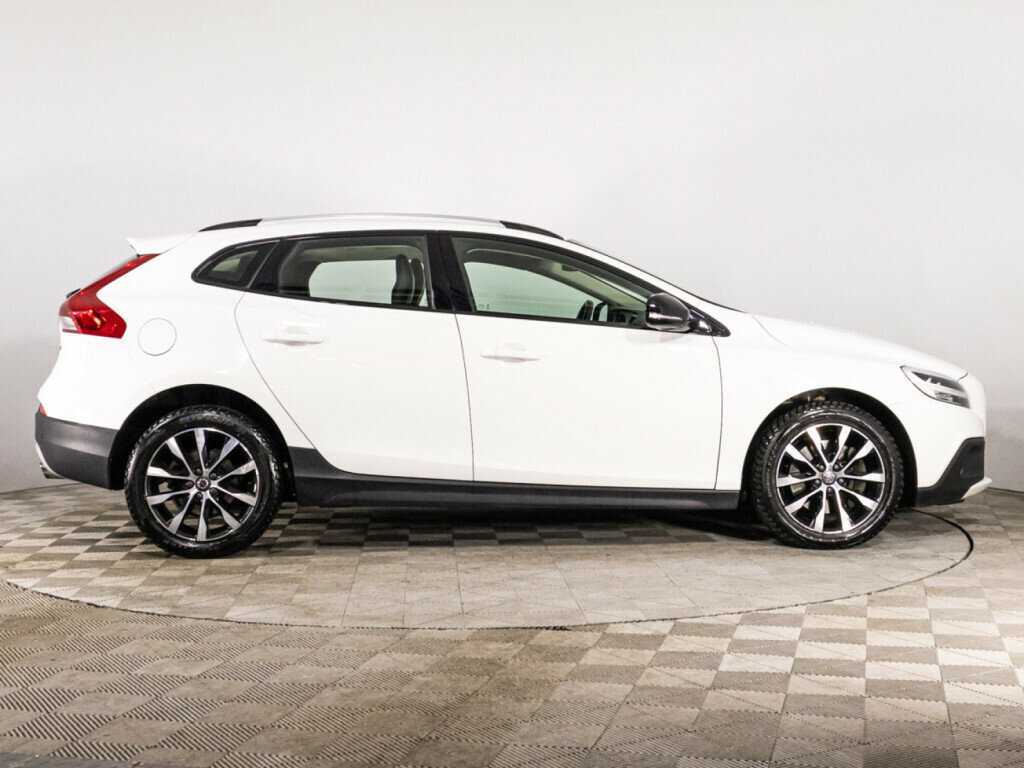 Volvo V40 Cross Country, 2019 Фото №4