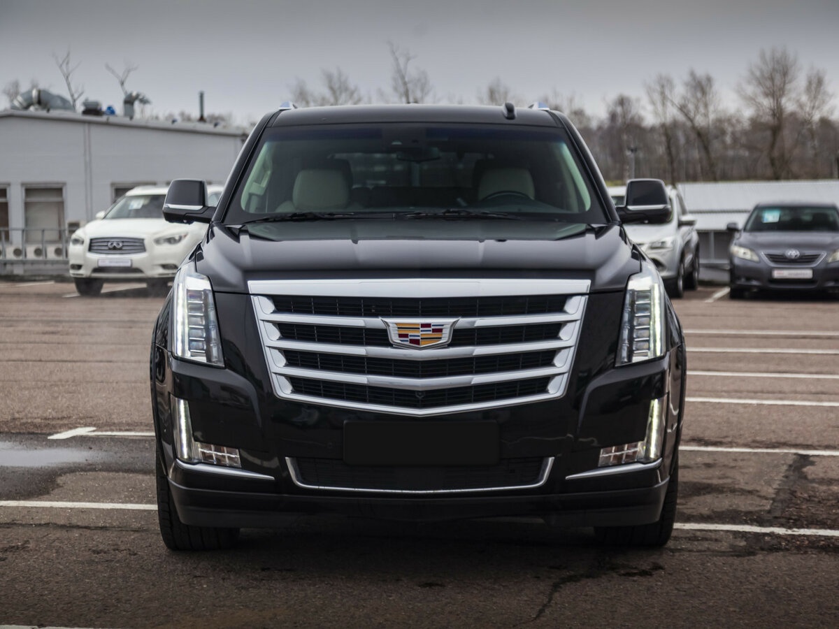 Cadillac Escalade IV, 2018 Фото №2