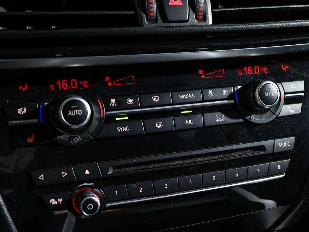 BMW X5 35i, 2014 Фото №23