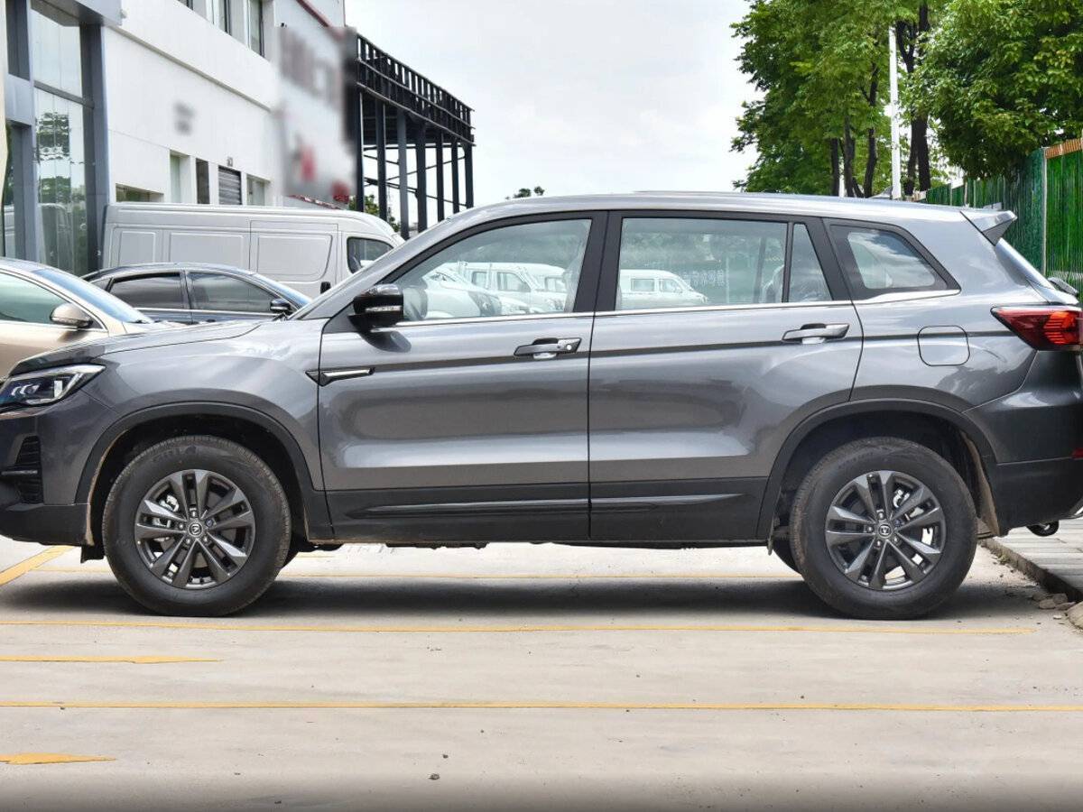 Changan CS75, 2025 Фото №4