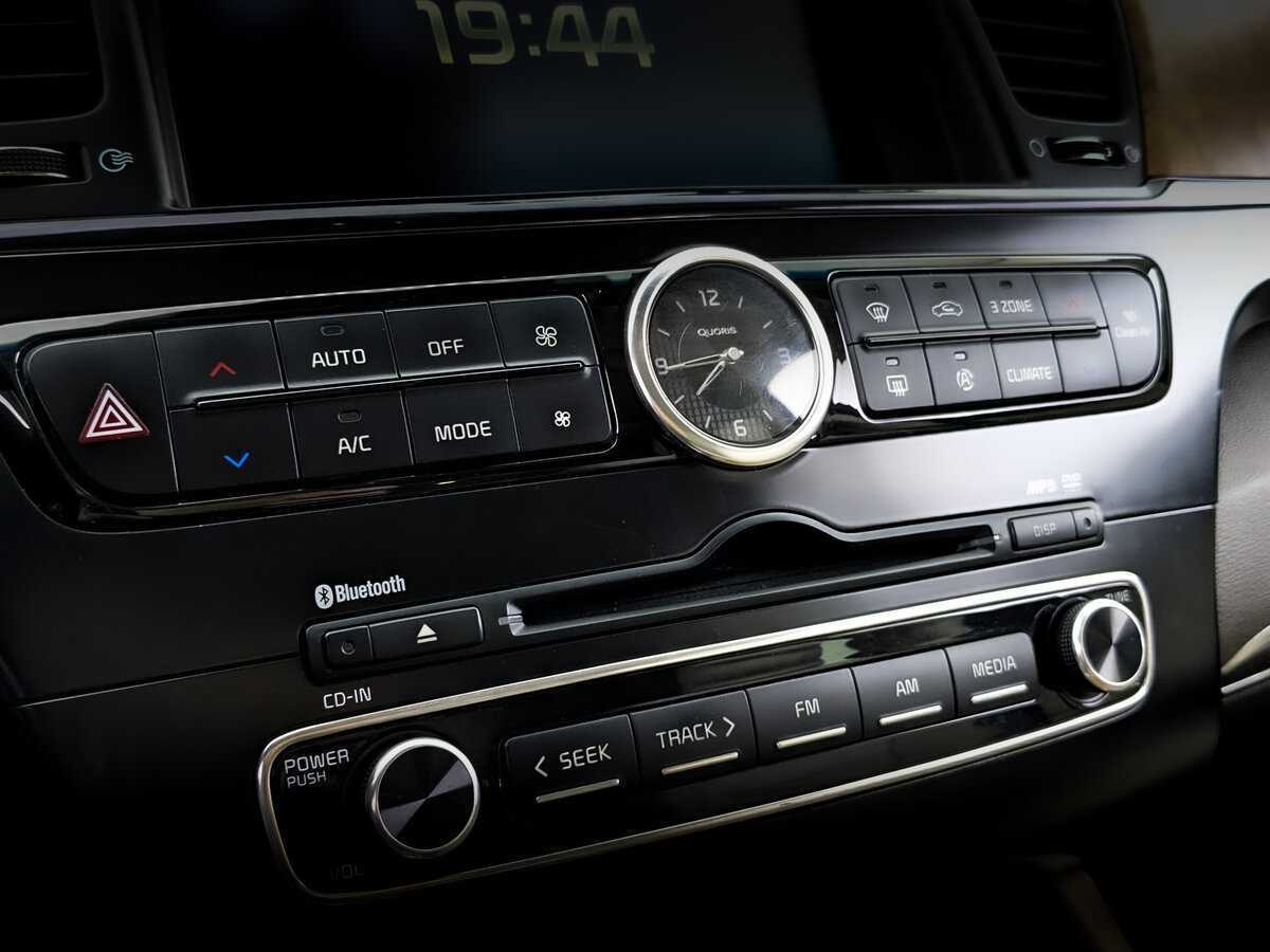 Kia Quoris, 2013 Фото №30