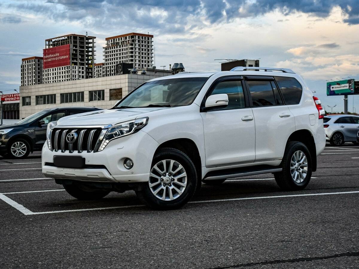 Toyota Land Cruiser Prado 150 Series Рестайлинг 1, 2014 Фото №1