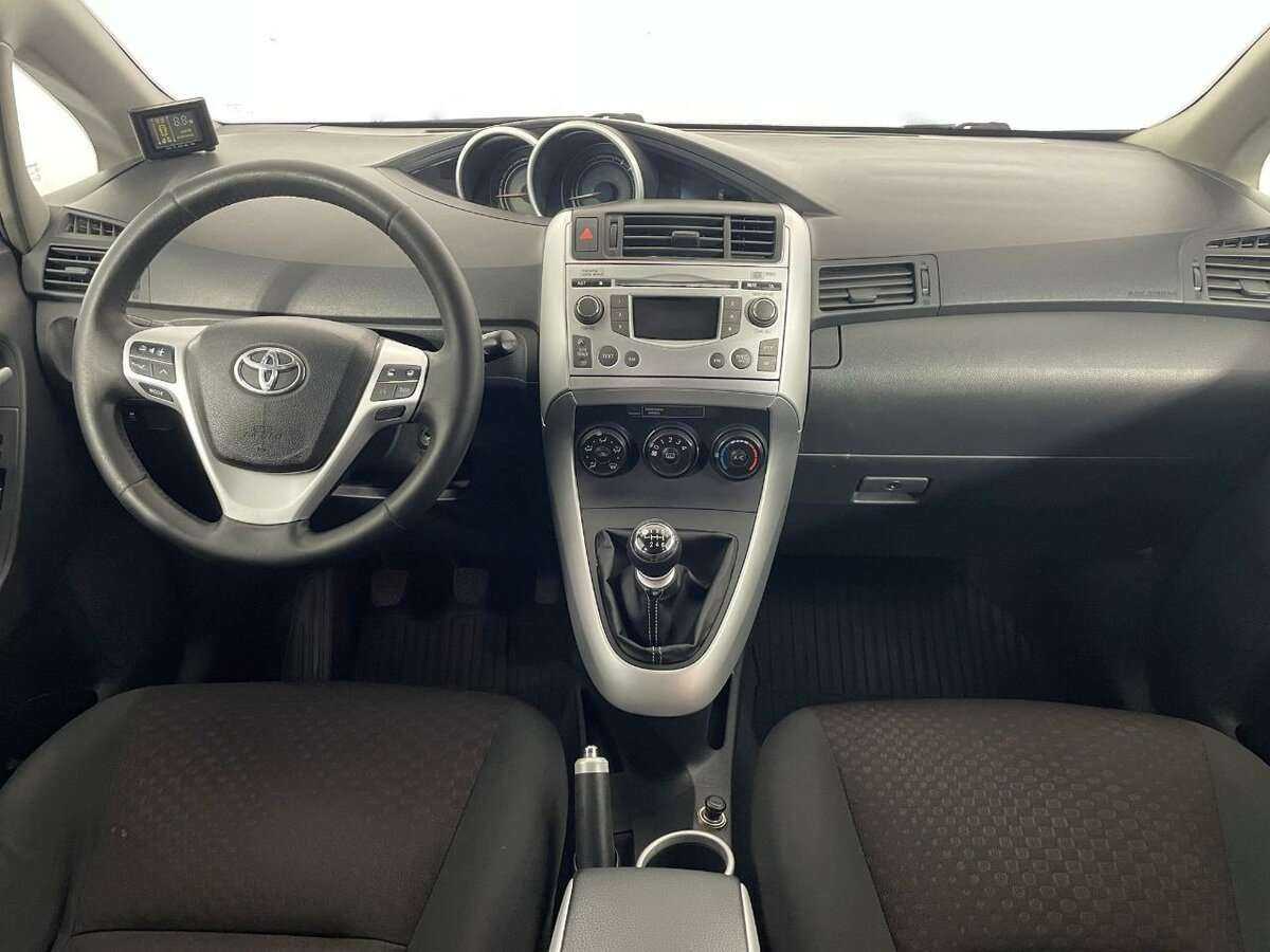 Toyota Verso, 2011 Фото №7
