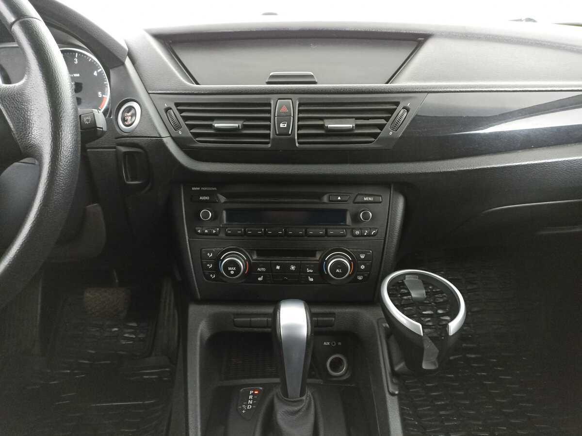 BMW X1 20d, 2010 Фото №15