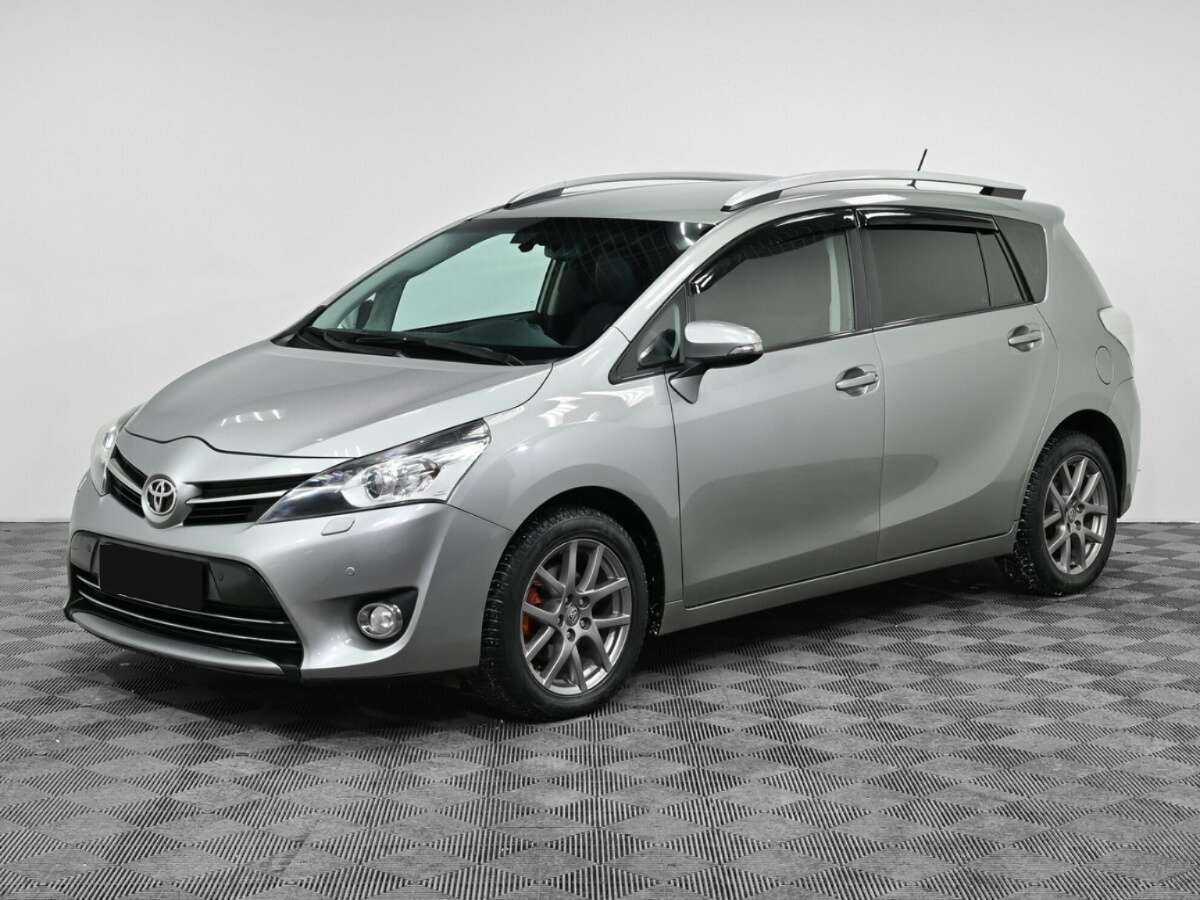 Toyota Verso, 2013 Фото №1