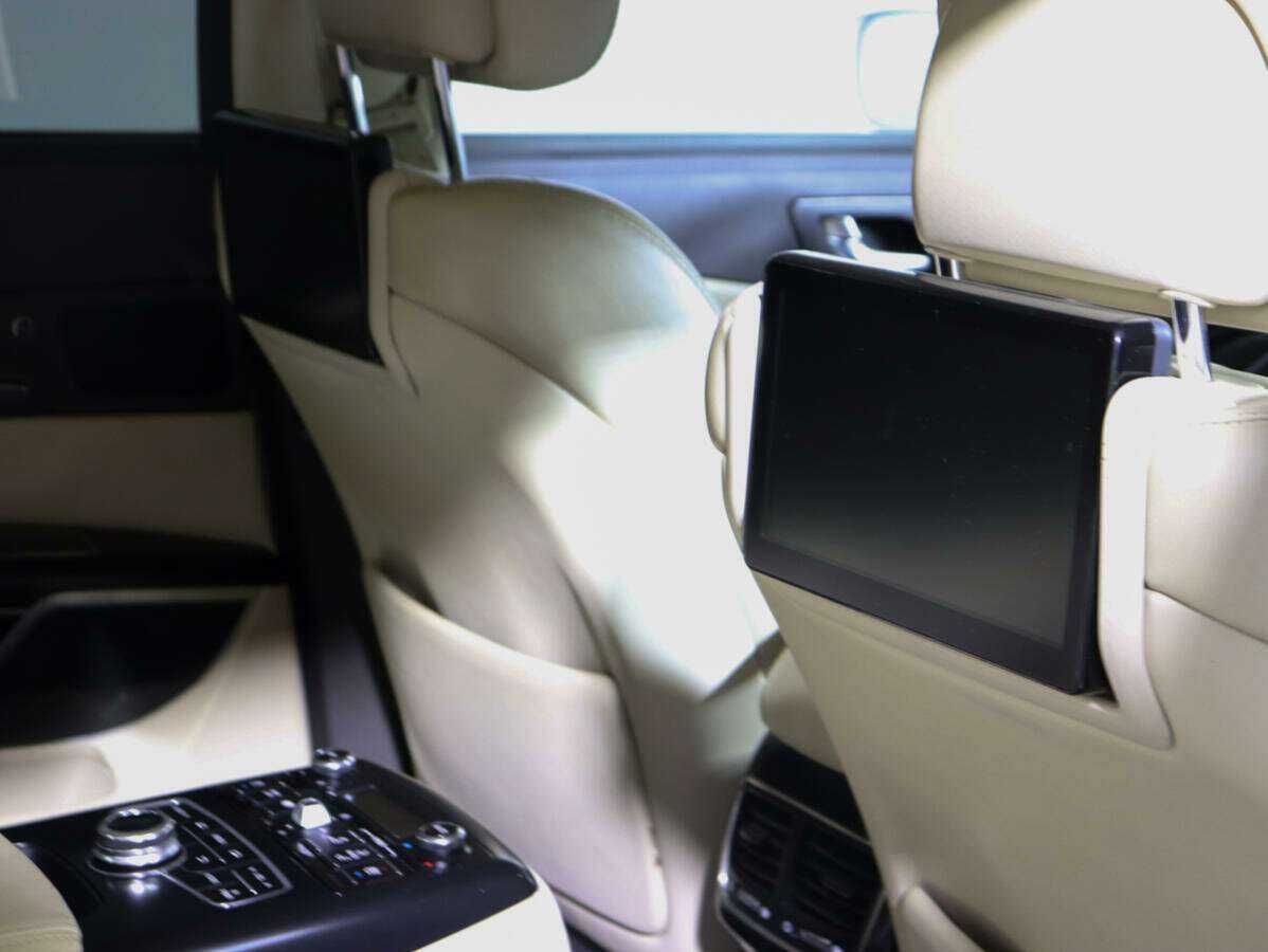 Kia Quoris, 2013 Фото №17