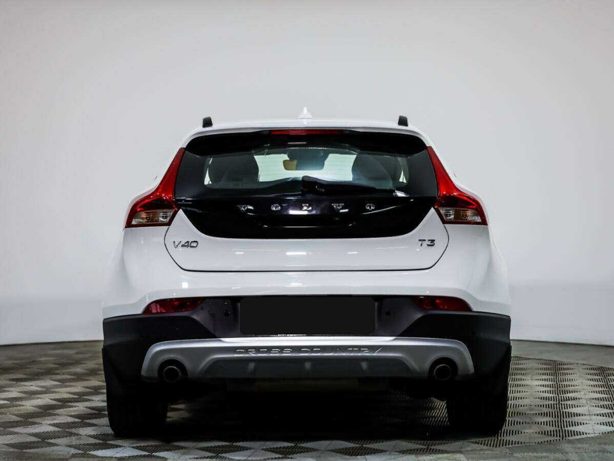 Volvo V40 Cross Country, 2018 Фото №4