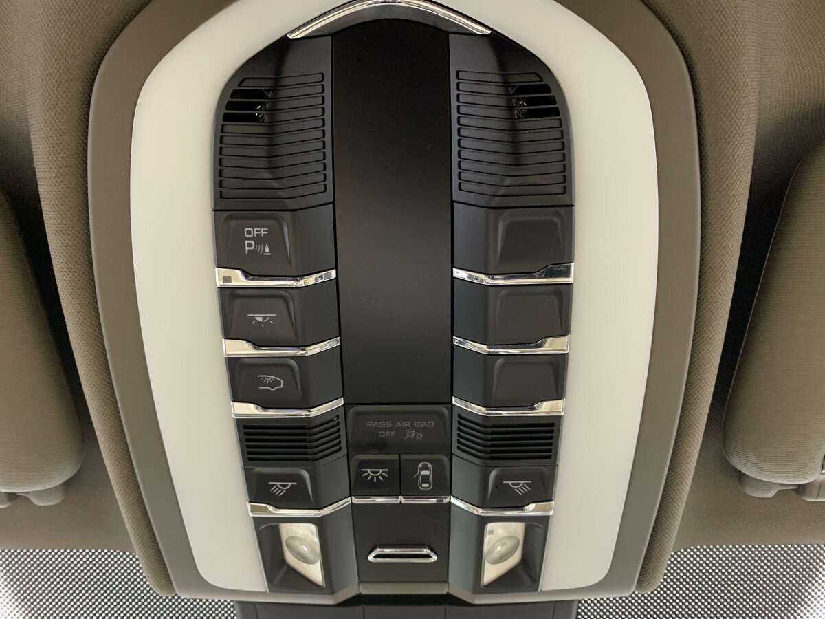 Porsche Cayenne S, 2012 Фото №22