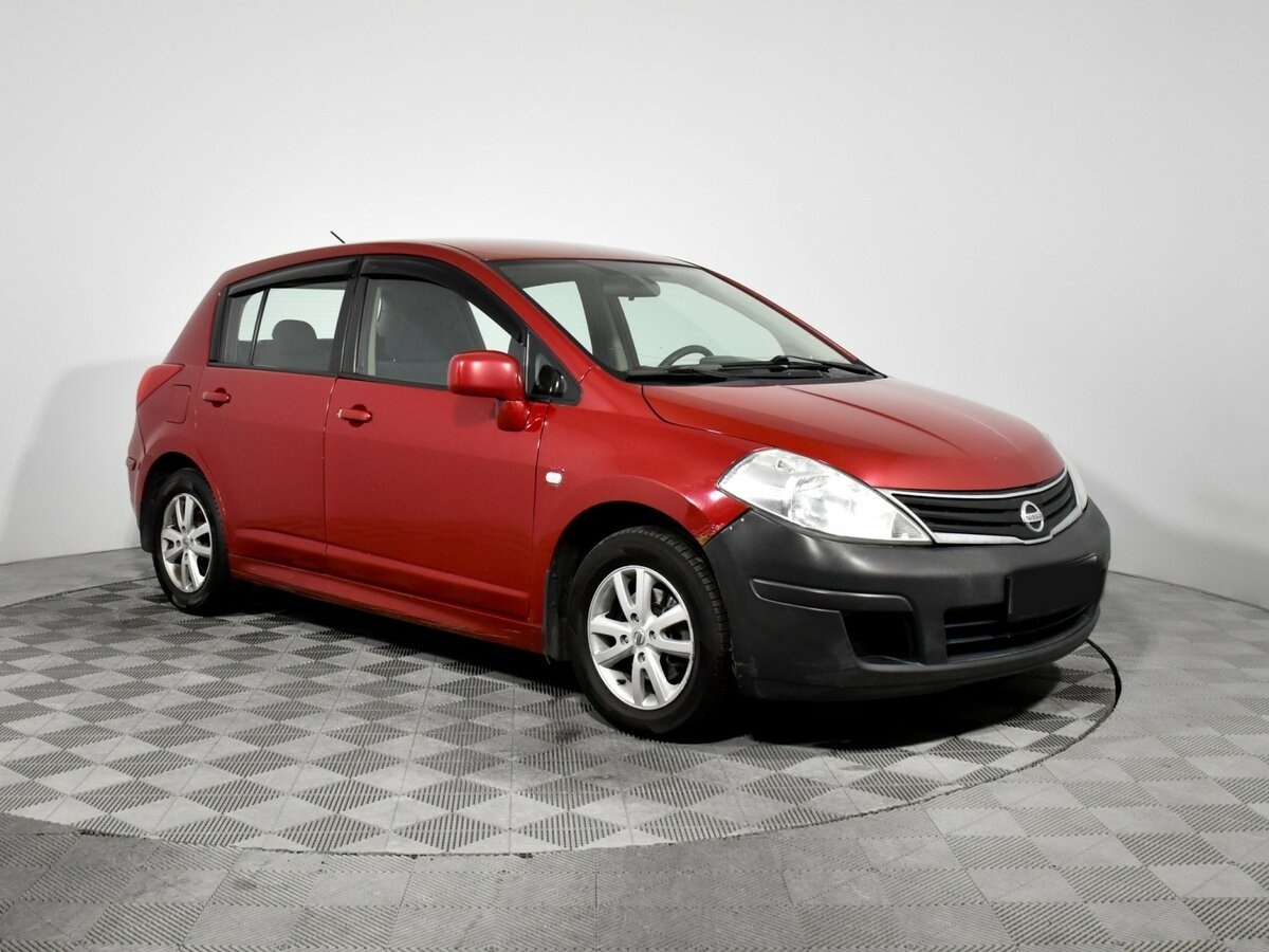 Nissan Tiida I Рестайлинг, 2010 Фото №3