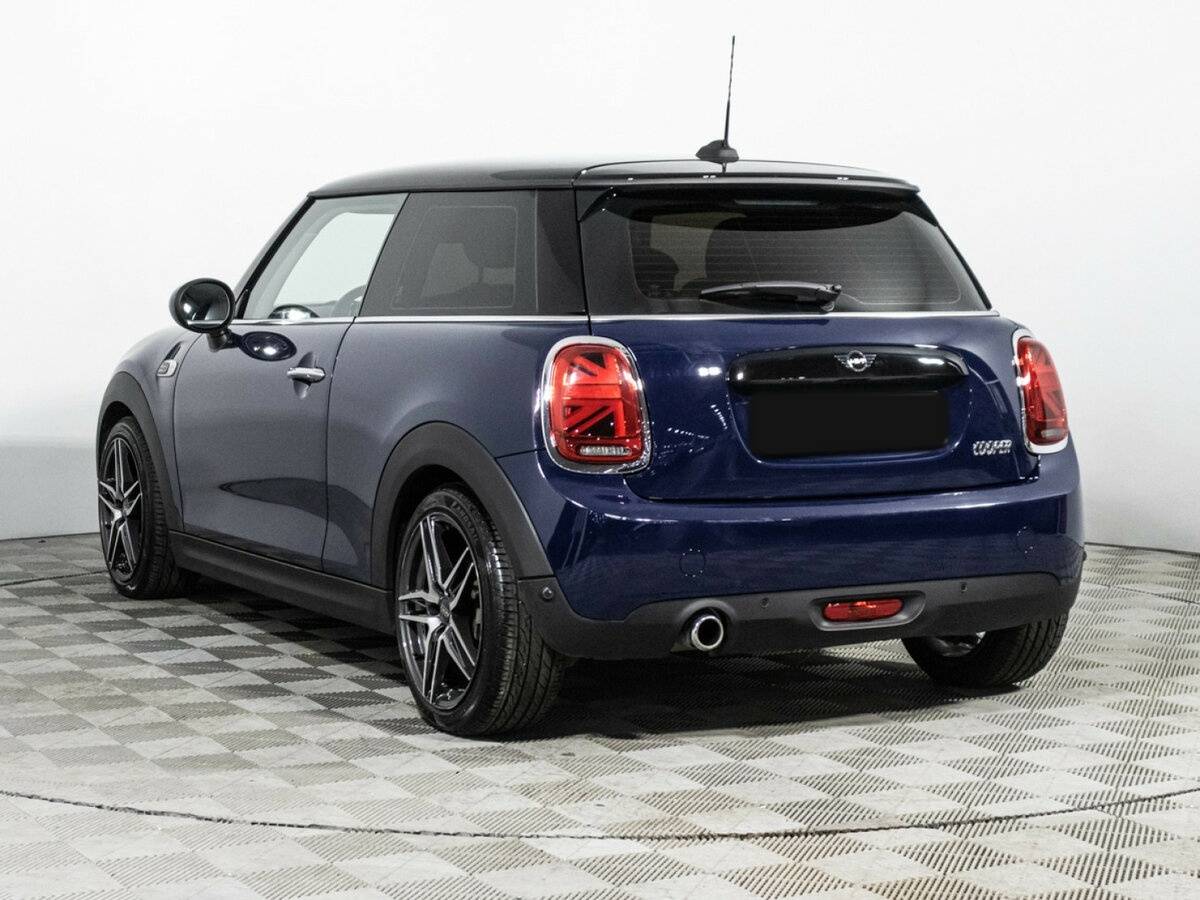 Mini Hatch Cooper III (F55/F56) Рестайлинг, 2018 Фото №7