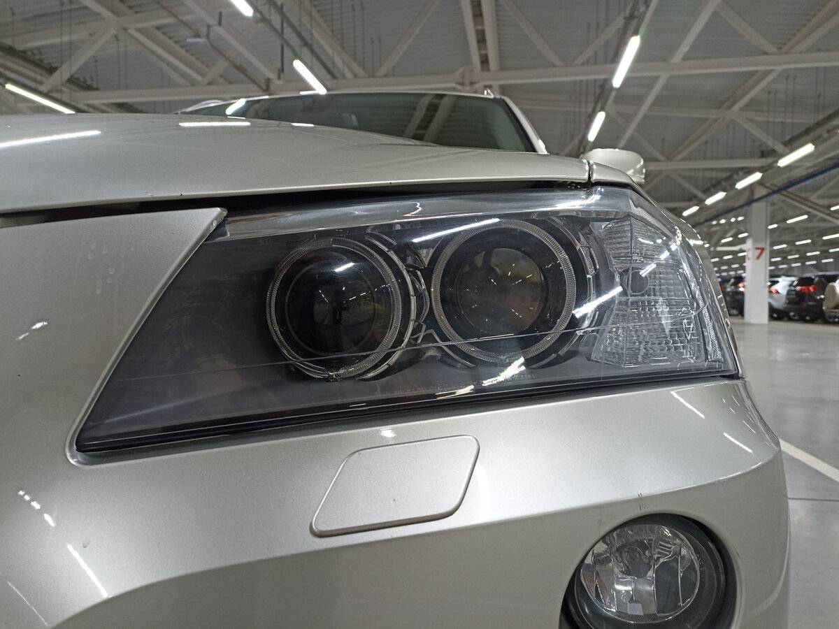 BMW X3 28i xDrive, 2011 Фото №17