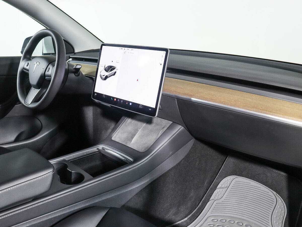 Tesla Model Y Long Range Dual Motor, 2021 Фото №8