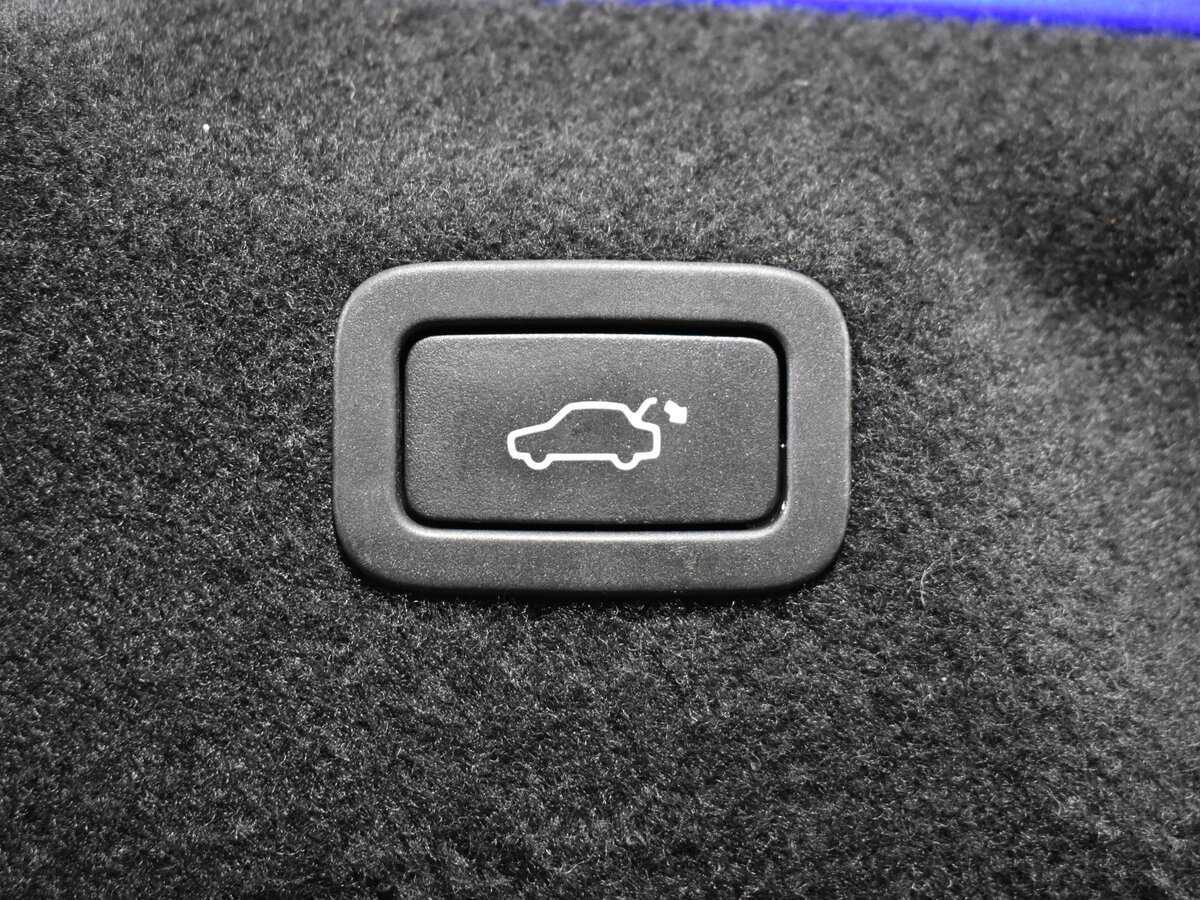 Jaguar XE, 2016 Фото №7
