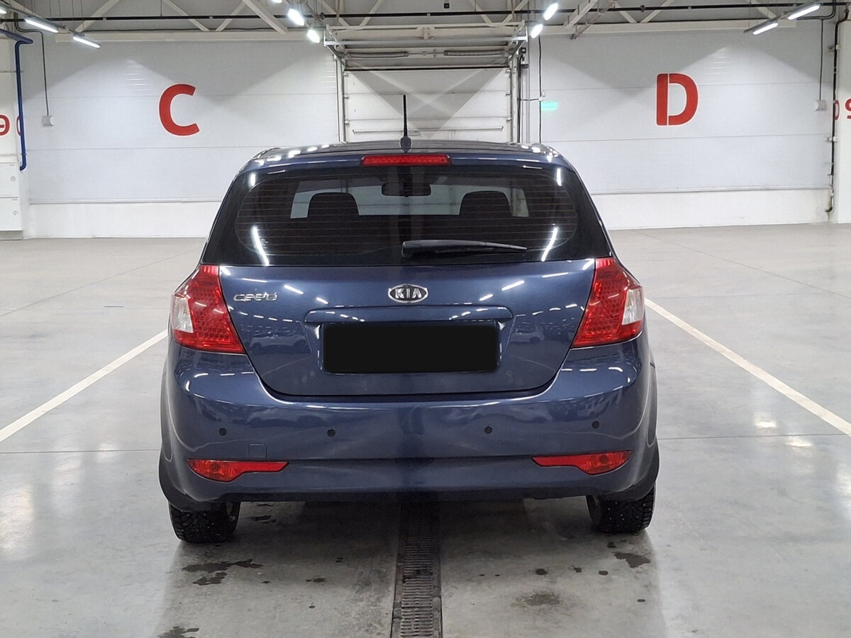 Kia Ceed I Рестайлинг, 2011 Фото №6