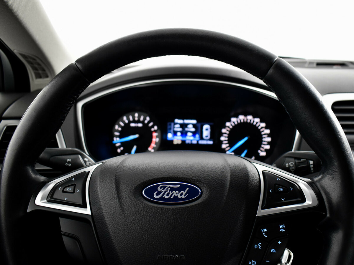 Ford Mondeo V, 2017 Фото №13