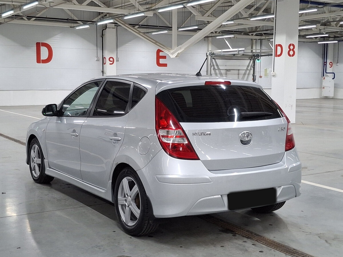 Hyundai i30 I Рестайлинг, 2011 Фото №7