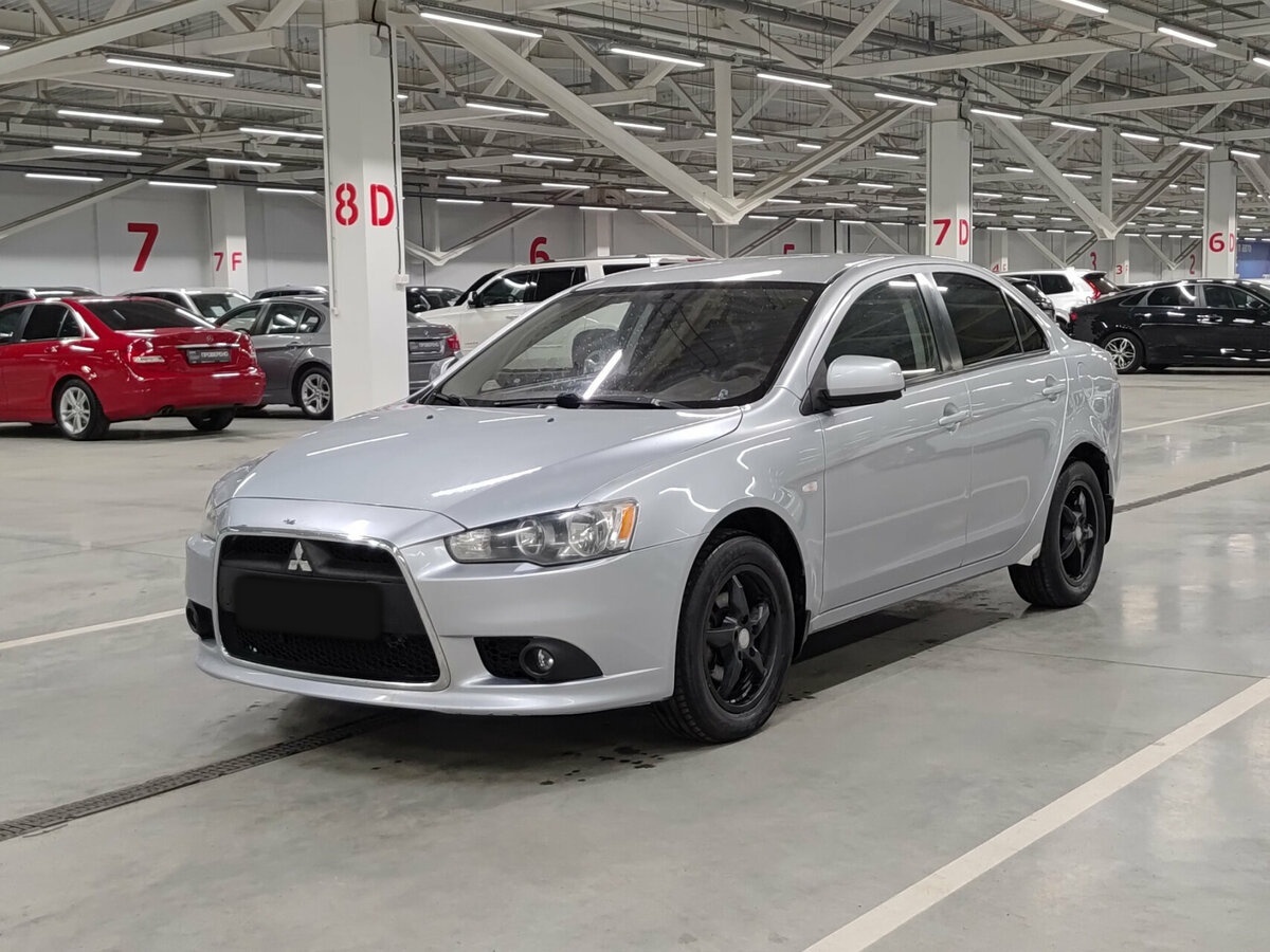 Mitsubishi Lancer X Рестайлинг, 2011 Фото №1