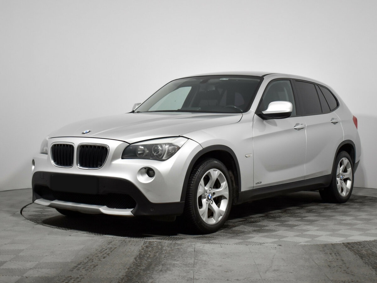 BMW X1 18i I (E84), 2010 Фото №1