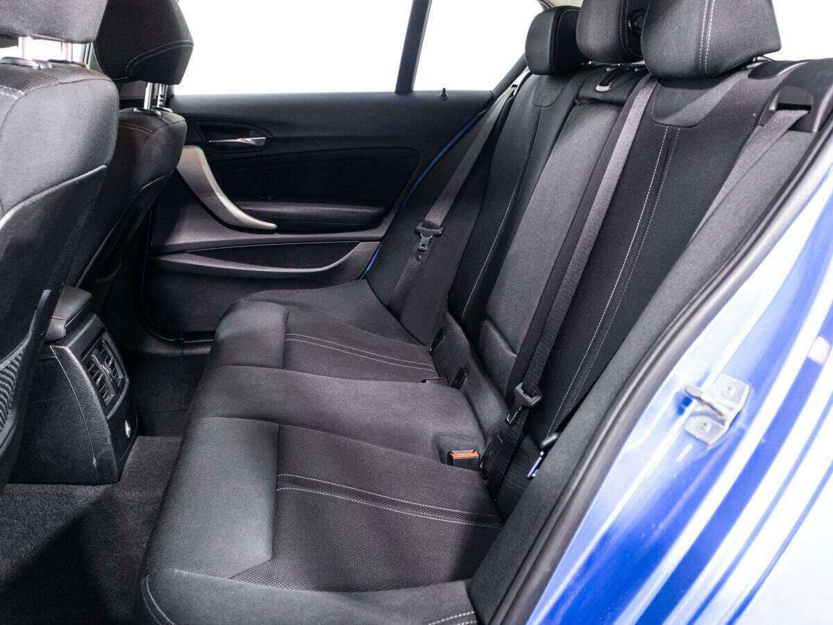 BMW 1 серии 118i, 2018 Фото №10