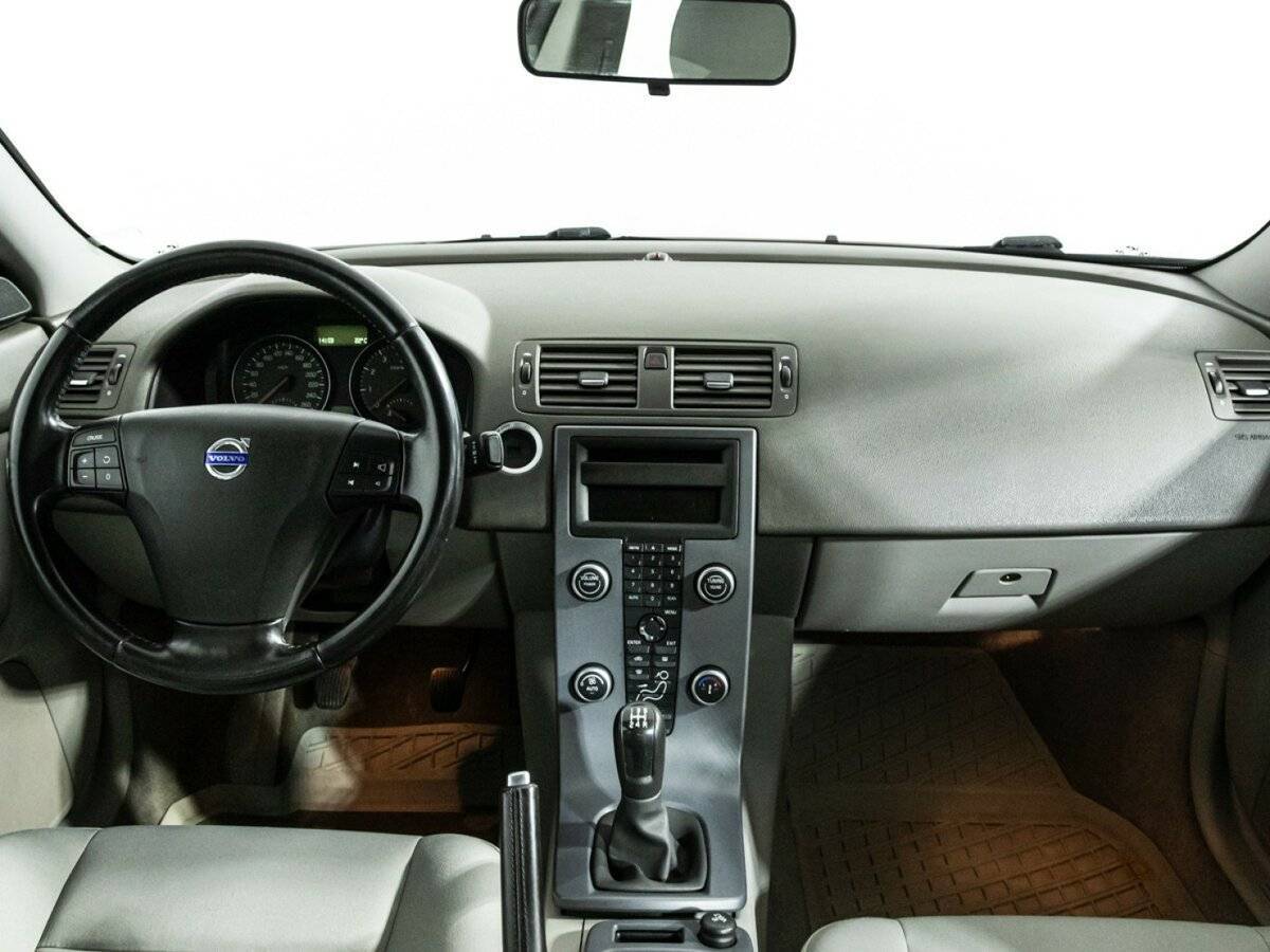 Volvo S40, 2011 Фото №13