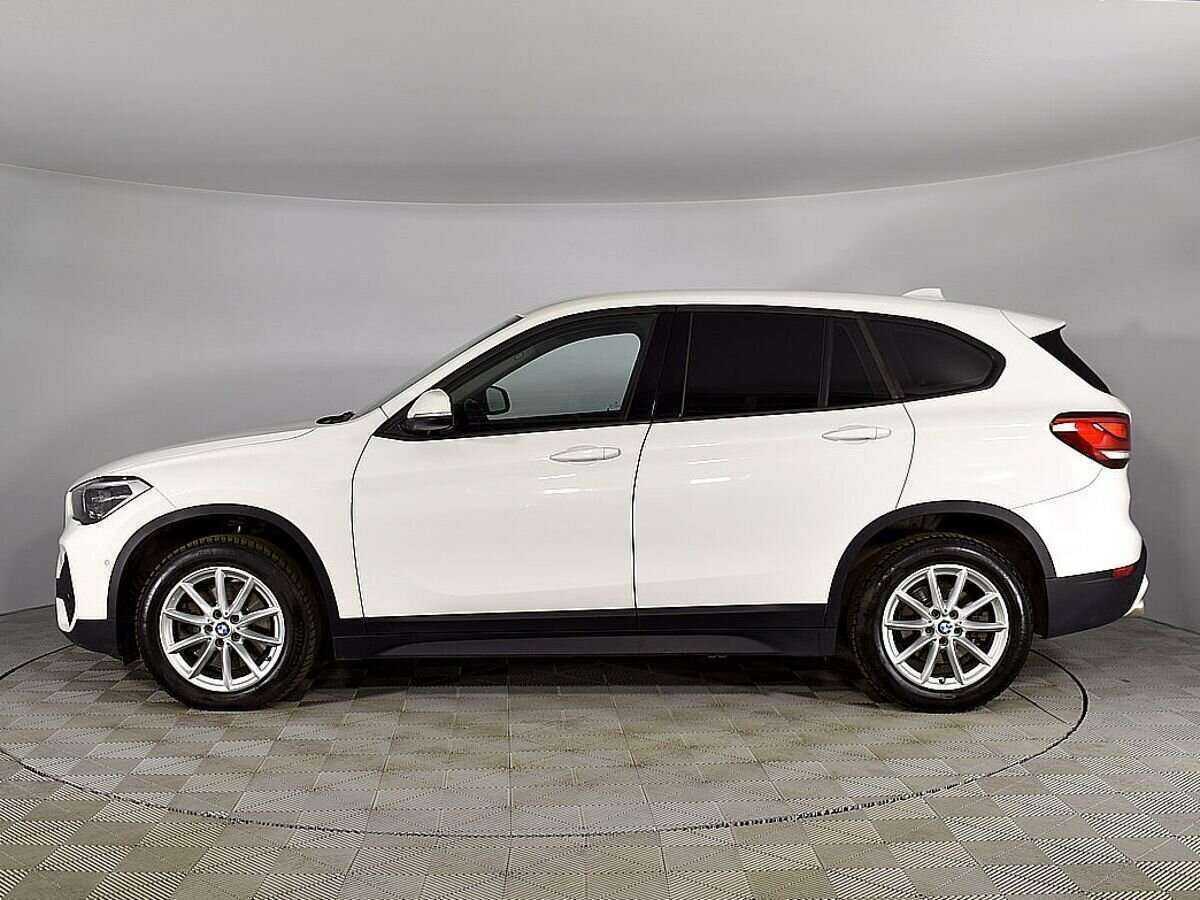BMW X1 20i xDrive, 2020 Фото №6