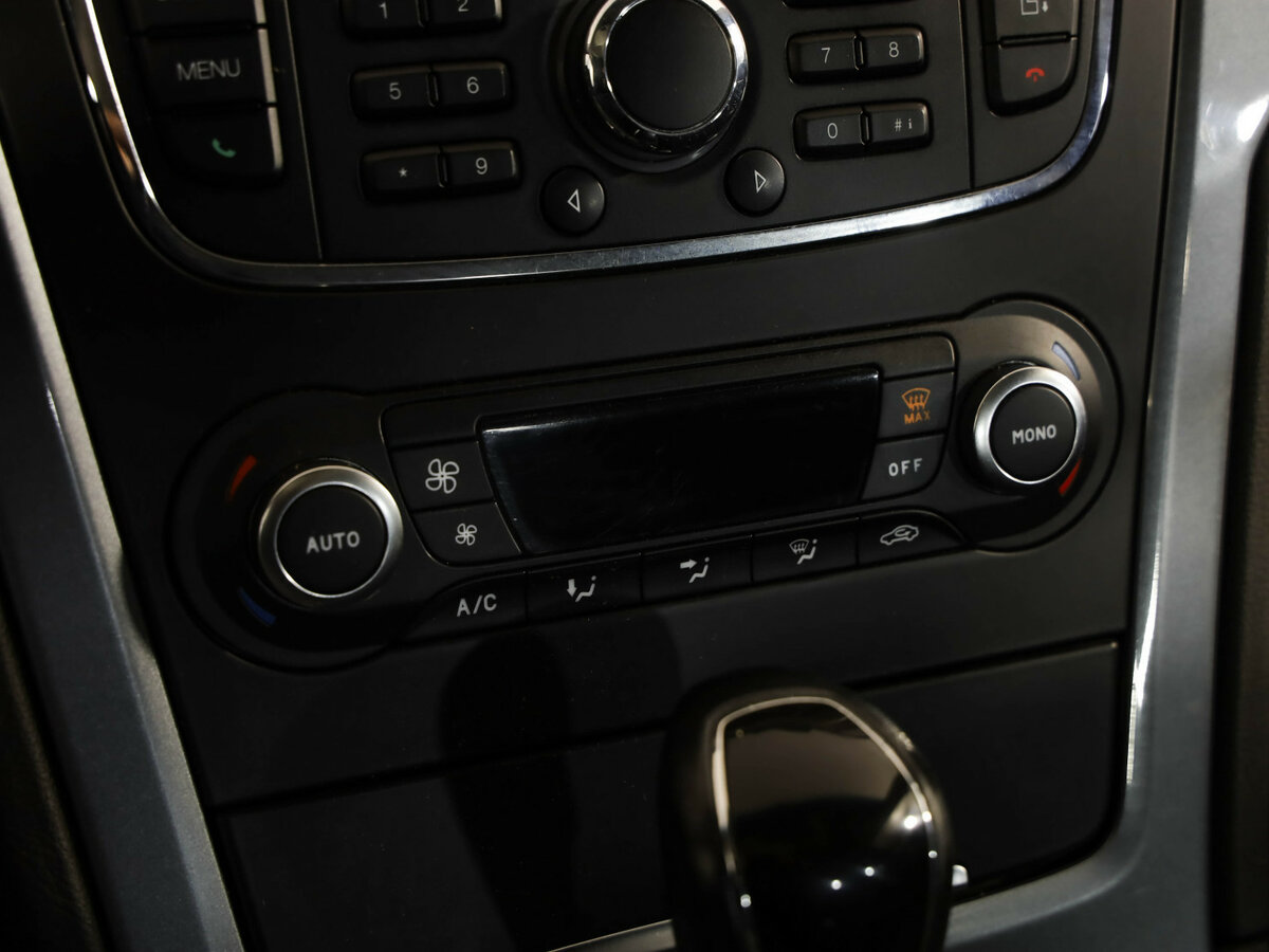 Ford Mondeo IV, 2010 Фото №11